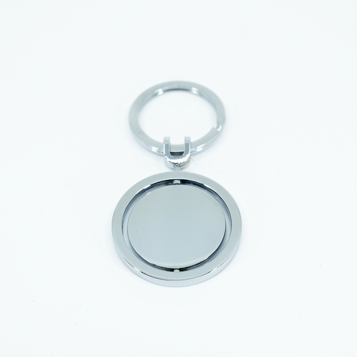 ROTATING ROUND KEYRING