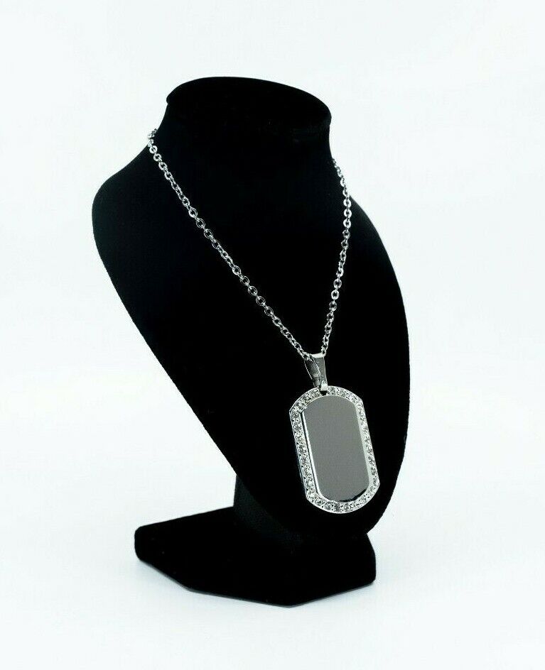 RECTANGULAR PENDENT WITH GEMS